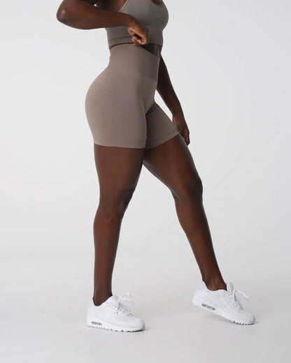 Spandex Solid Seamless Shorts